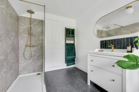 Shower Room_3.jpeg