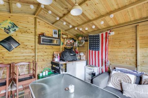 Summer House_1.jpeg