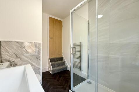 En-suite shower room