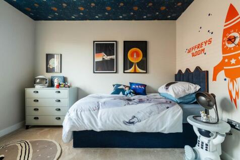 Style bedroom five with your little one&#39;s favourite things