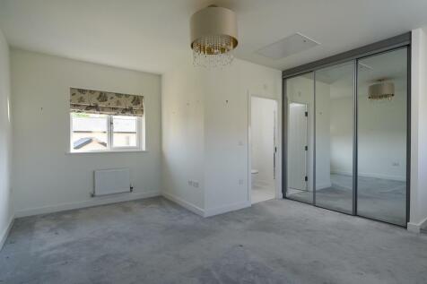 27 Hopton Way - Low Res-21.jpg