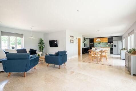 Springfield Lodge BA2 7RH-Low Res-9.jpg