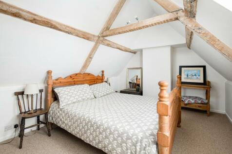 Bedroom3_2.jpg