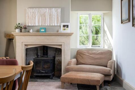 Dining_Room_5 - Copy.jpg