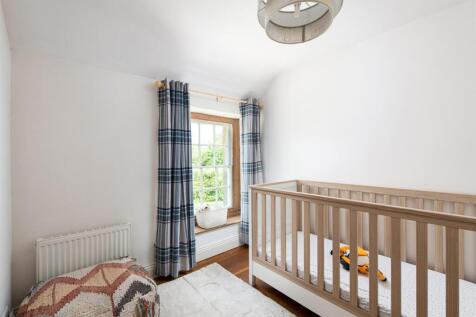 Bedroom4.jpg
