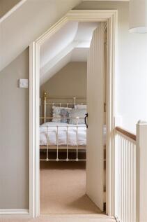 Bedroom3_2.jpeg