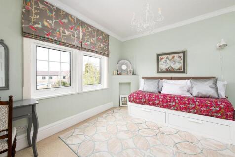 Bedroom2_2.jpg