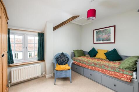 Bedroom4.jpg