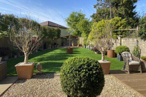 Rear garden.jpg