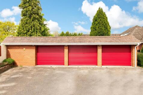 Garages_1.jpg