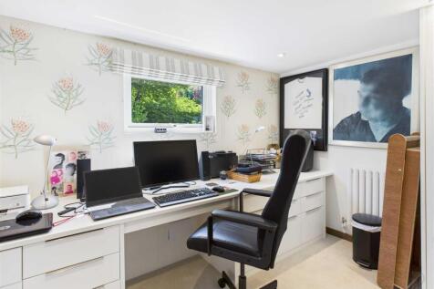 Study/dressing room