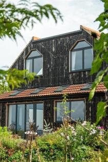 Exterior_4.jpg