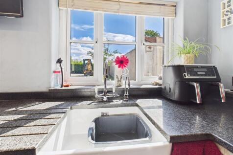 Kitchen 3