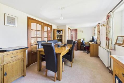 Dining room 1