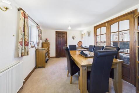 Dining room 2