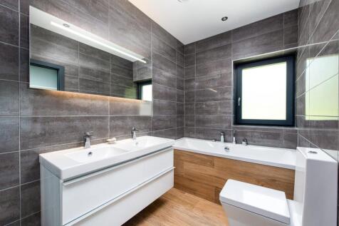 Bedroom1_Ensuite.jpg