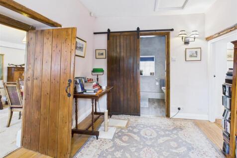 Study &amp; shower room