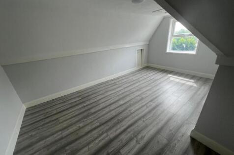 WhatsApp Image 2024-11-04 at 15.00.51 (2).jpeg