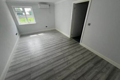 WhatsApp Image 2024-11-04 at 15.00.50.jpeg