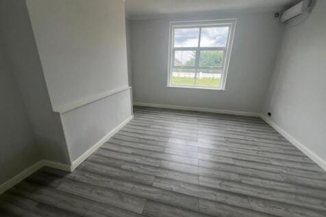 WhatsApp Image 2024-11-04 at 15.00.49 (2).jpeg