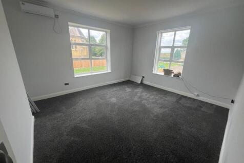 WhatsApp Image 2024-11-04 at 15.00.48 (1).jpeg