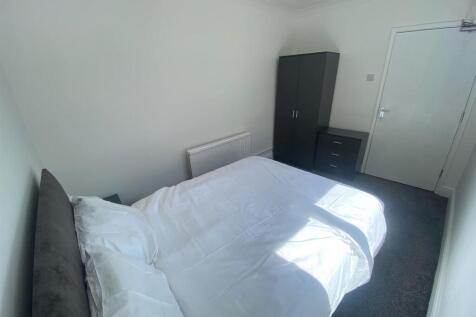 WhatsApp Image 2025-05-12 at 14.26.19 (1).jpeg