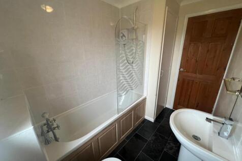 WhatsApp Image 2024-10-01 at 10.40.50.jpeg