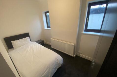 WhatsApp Image 2025-05-12 at 14.26.21 (3).jpeg