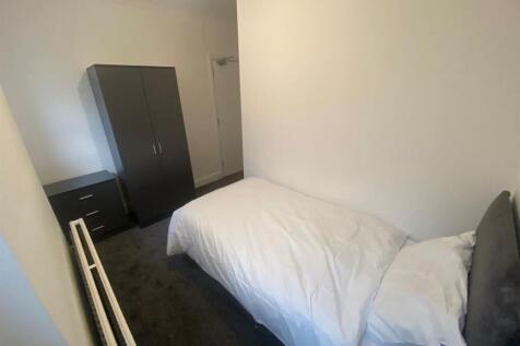 WhatsApp Image 2025-05-12 at 14.26.21 (2).jpeg