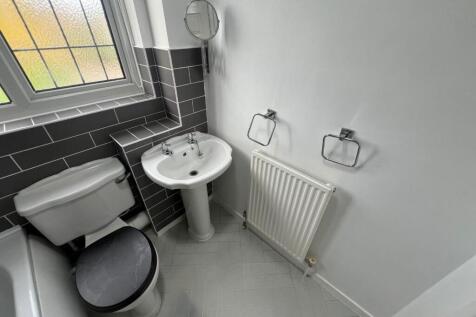 WhatsApp Image 2025-10-21 at 09.20.29_498fe178.jpg