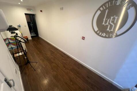 WhatsApp Image 2025-01-27 at 14.28.19 (1).jpeg