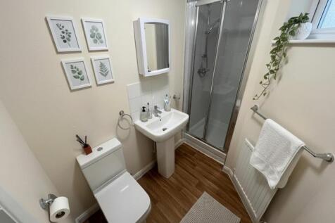 WhatsApp Image 2025-11-18 at 10.35.39 (3).jpeg