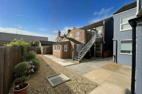 WhatsApp Image 2025-11-20 at 17.18.38.jpeg