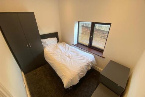 WhatsApp Image 2025-05-12 at 14.26.23 (1).jpeg