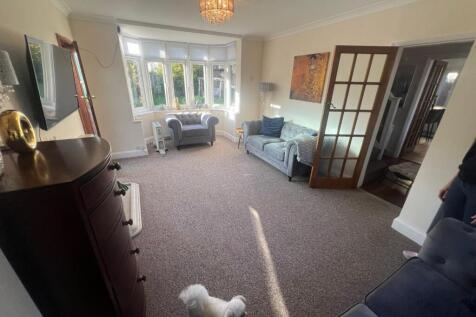 WhatsApp Image 2025-11-04 at 15.15.04 (2).jpeg