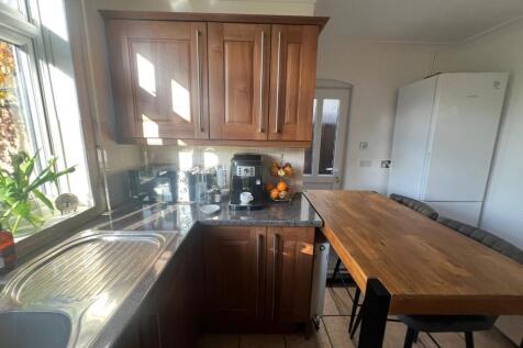 WhatsApp Image 2025-11-04 at 15.15.06 (5).jpeg