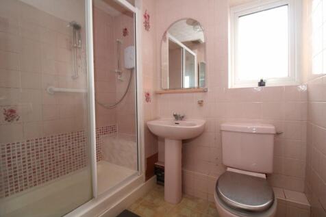 SHOWER ROOM ONE