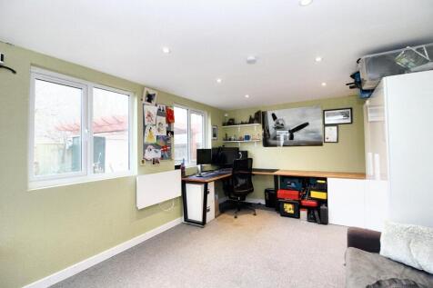 GARDEN OFFICE 