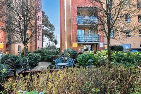 COMMUNAL GARDEN
