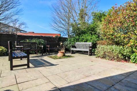 COMMUNAL GARDEN