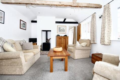REAR RECEPTION ROOM 