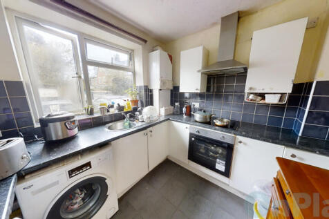 Viceroy Court Kitchen New