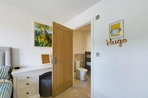 Master Ensuite