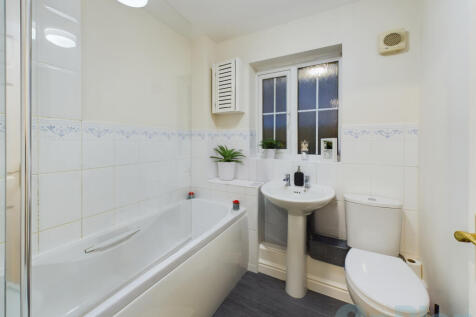 2 the oaks family bath