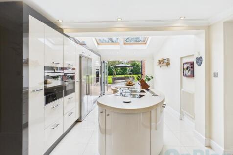 Kitchen shot Island