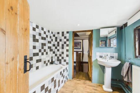 Master Bedroom Ensuite