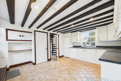 Mentmore Kitchen cupboard 2