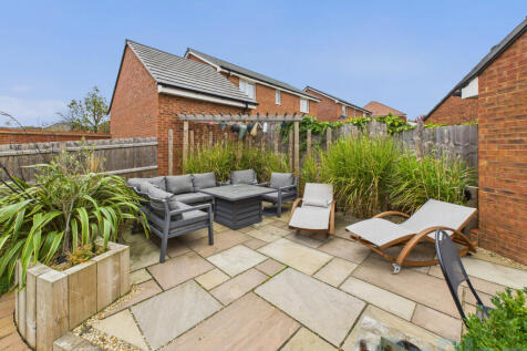 CAM04024G0-PR0038-STILL018