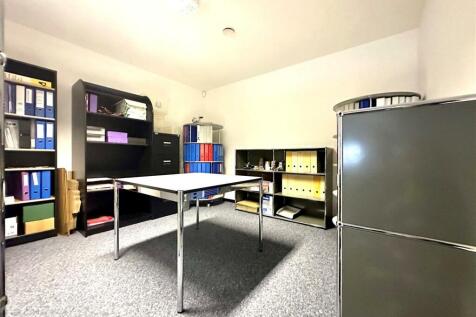 Office 2.jpg