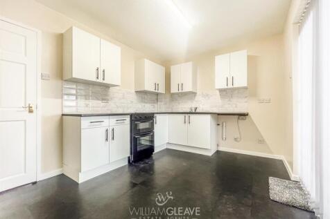 Kitchen 2.jpg